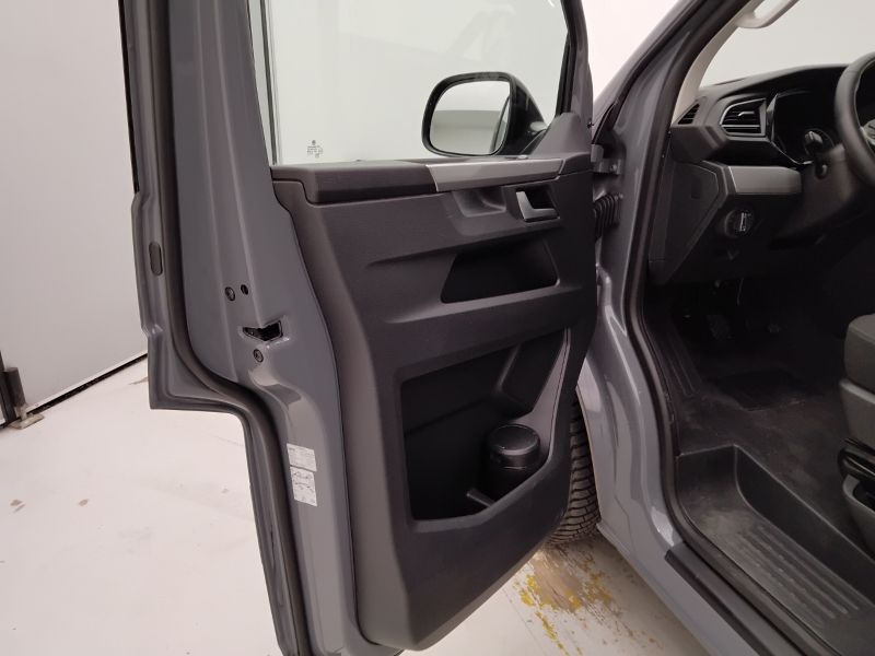 GuidiCar - VOLKSWAGEN INDUSTRIALI California 2023 California - California   BeachPC110 TDIA7 Usato